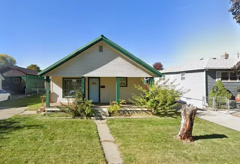 4923 N Monroe St, Spokane, WA 99205
