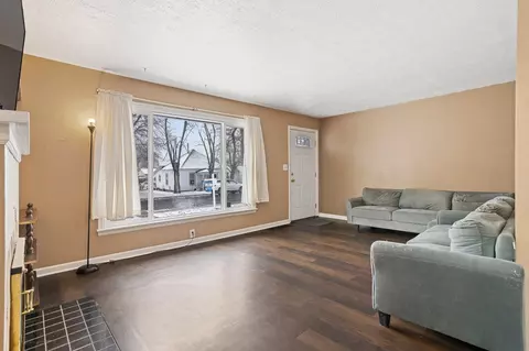 Living - 1023 E Walton Ave, Spokane, WA 99207 photo 2 of 3