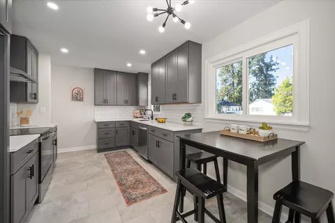 1102 E 38th Ave, Spokane, WA 99203 photo 7