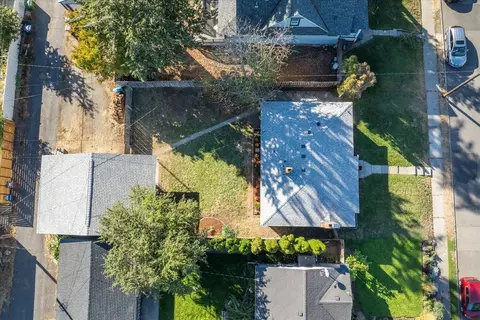 1102 E 38th Ave, Spokane, WA 99203 photo 27