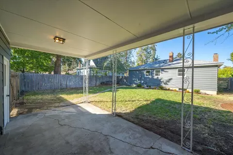 1102 E 38th Ave, Spokane, WA 99203 photo 23