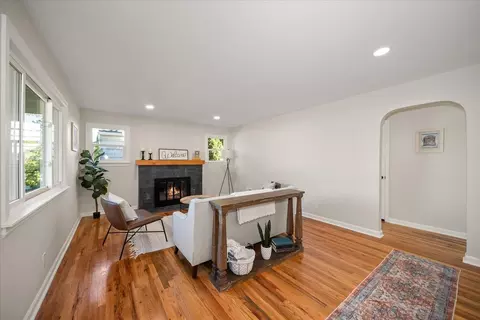 1102 E 38th Ave, Spokane, WA 99203 photo 3