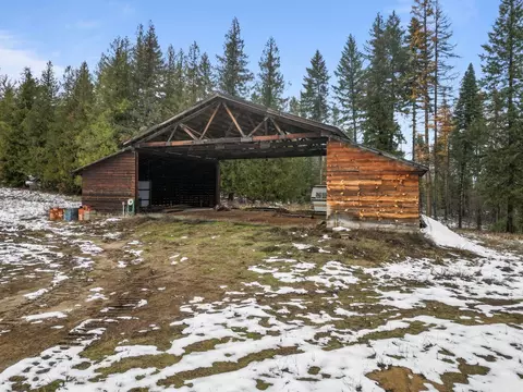 Exterior - 2122 Danforth Rd, Usk, WA 99180 photo 6 of 6