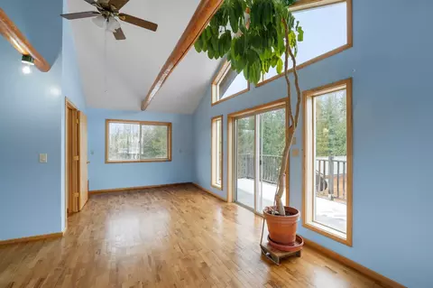 Living - 2122 Danforth Rd, Usk, WA 99180 photo 9 of 11