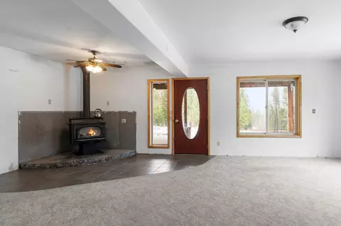 Living - 2122 Danforth Rd, Usk, WA 99180 photo 4 of 11