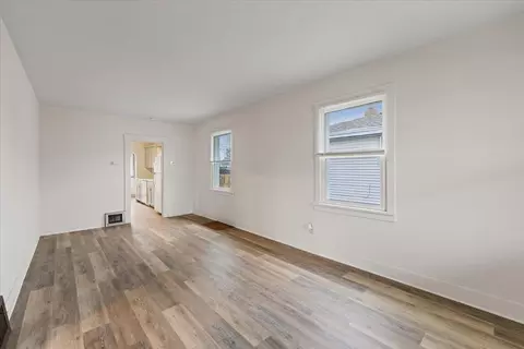 2928 E Hoffman Ave, Spokane, WA 99207 photo 8