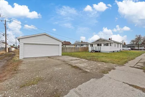 2928 E Hoffman Ave, Spokane, WA 99207 photo 25