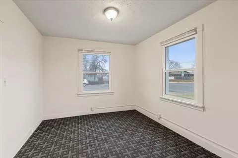 2928 E Hoffman Ave, Spokane, WA 99207 photo 17