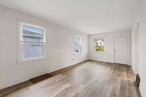 2928 E Hoffman Ave, Spokane, WA 99207 photo 4