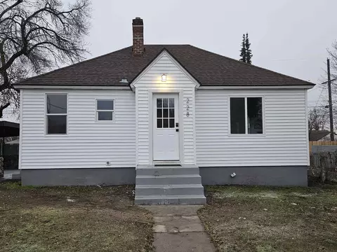 228 E Garland Ave, Spokane, WA 99207