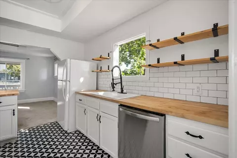 304 E Broad Ave, Spokane, WA 99207 photo 16