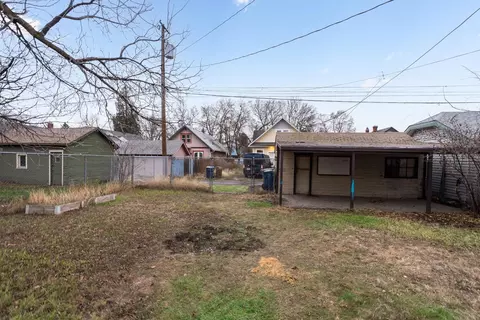 Exterior - 720 E Montgomery Ave, Spokane, WA 99207 photo 4 of 4