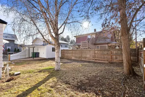 Exterior - 804 Ermina Ave, Spokane, WA 99207 photo 3 of 7