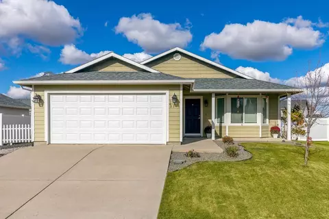 9526 W Asher Dr, Cheney, WA 99004