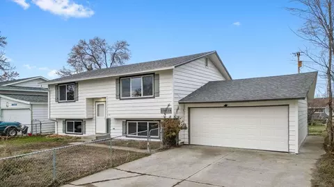13014 W 13th Ave, Airway Heights, WA 99001