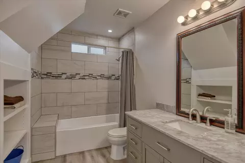 Bath - 3824 E Grace Ave, Spokane, WA 99217 photo 1 of 1