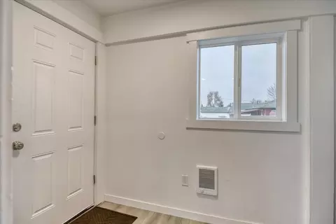 Entry Way - 3824 E Grace Ave, Spokane, WA 99217 photo 5 of 5