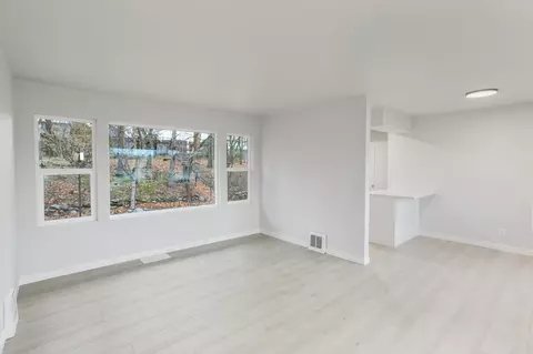 3609 E Grace Ave, Spokane, WA 99217 photo 4