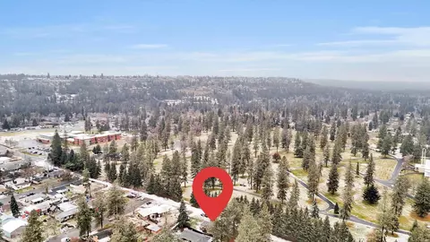 View/Area - 405 W Rhoades Ave, Spokane, WA 99208 photo 5 of 5