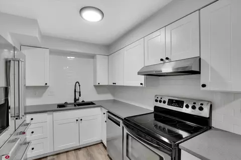 Kitchen - 405 W Rhoades Ave, Spokane, WA 99208 photo 2 of 3