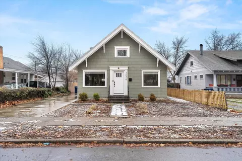 2026 E Gordon Ave, Spokane, WA 99207 photo 2