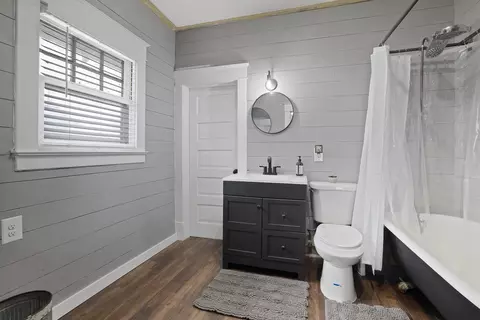 Bath - 1004 E Walton Ave, Spokane, WA 99207 photo 1 of 1