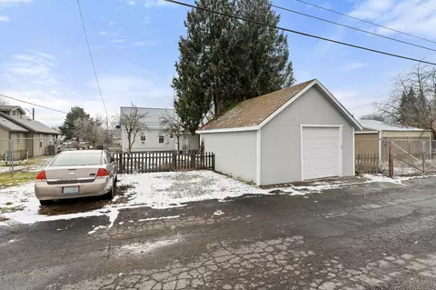Exterior - 1019 E Central Ave, Spokane, WA 99208 photo 5 of 6