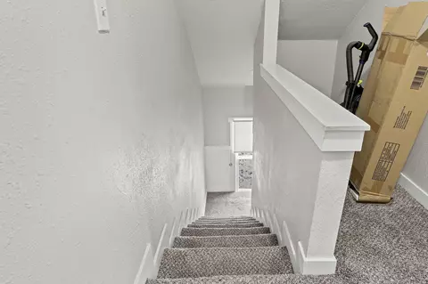 Entry Way - 1019 E Central Ave, Spokane, WA 99208 photo 4 of 4