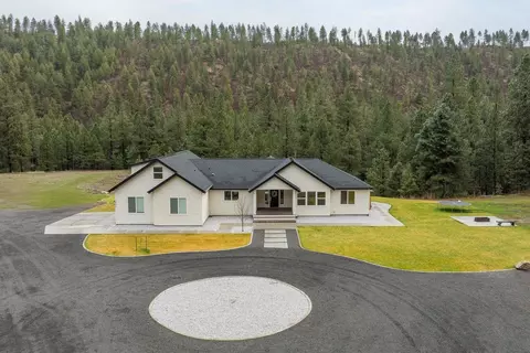 16211 W Coulee Hite Rd, Spokane, WA 99224