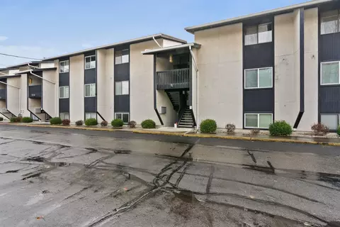 307 N Raymond Dr #17, Spokane Valley, WA 99206