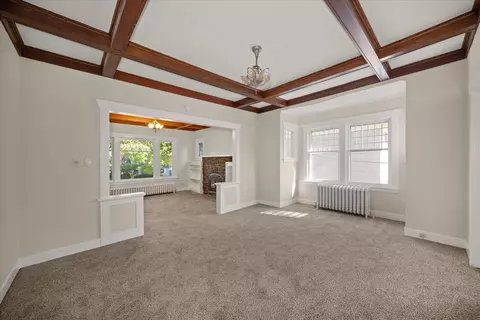 Living - 628 E 20th Ave, Spokane, WA 99203 photo 3 of 6
