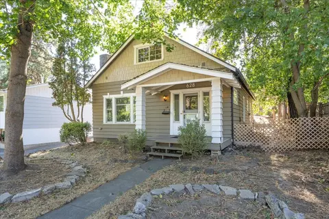 Exterior - 628 E 20th Ave, Spokane, WA 99203 photo 4 of 5