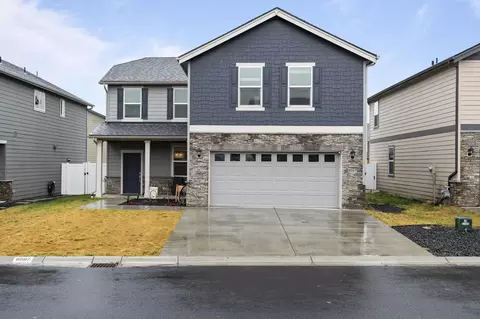8007 S Dana Ln, Cheney, WA 99004