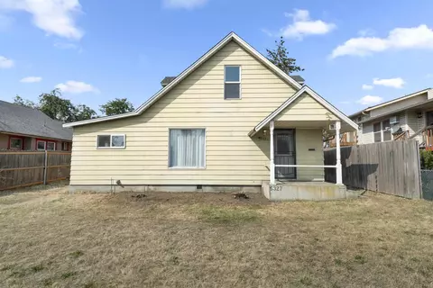 5327 N Crestline St, Spokane, WA 99207