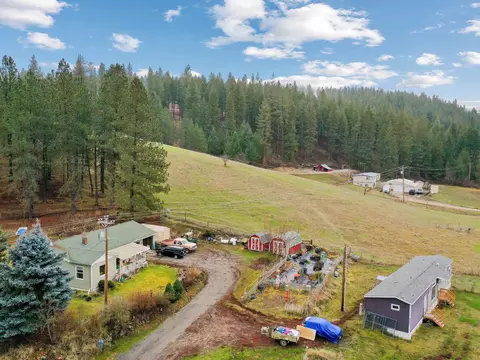 View/Area - 15404 E Scribner Rd, Spokane, WA 99217 photo 2 of 7