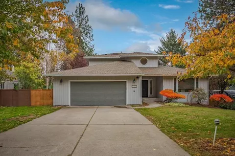 8506 E Columbia Dr, Spokane Valley, WA 99212