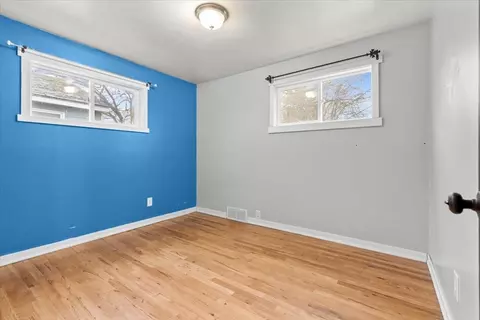 Bedroom - 615 E Dalke Ave, Spokane, WA 99208 photo 4 of 6
