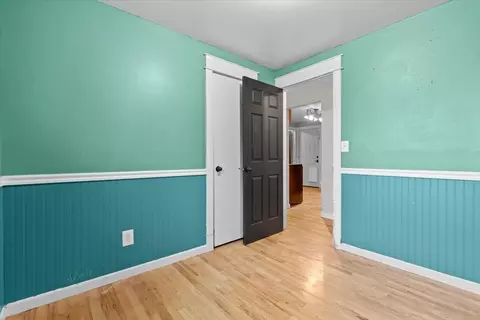 Entry Way - 615 E Dalke Ave, Spokane, WA 99208 photo 1 of 2