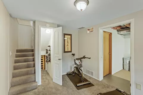 Entry Way - 1113 E 16th Ave # 6, Spokane, WA 99203 photo 2 of 2