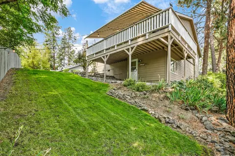 Exterior - 1113 E 16th Ave # 6, Spokane, WA 99203 photo 8 of 10