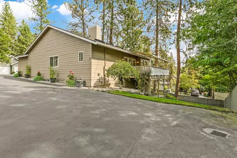 Exterior - 1113 E 16th Ave # 6, Spokane, WA 99203 photo 7 of 10