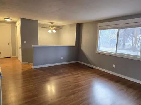 Living - 5207 E 8th Ave, Spokane Valley, WA 99212 photo 2 of 2