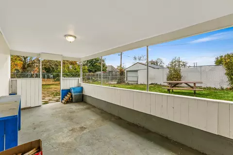 Exterior - 2808 E Rowan Ave, Spokane, WA 99217 photo 3 of 5