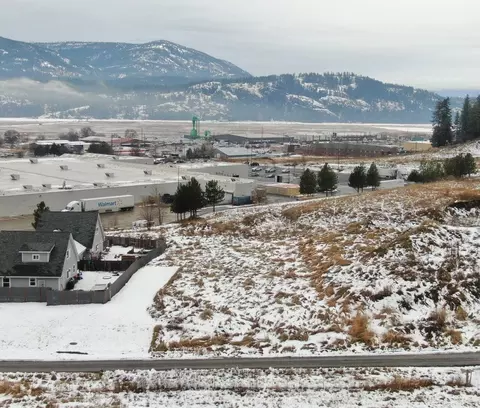 11 N Nn N Railroad St, Colville, WA 99114