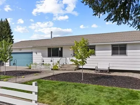 11217 E 11th Ave, Spokane Valley, WA 99206 photo 4