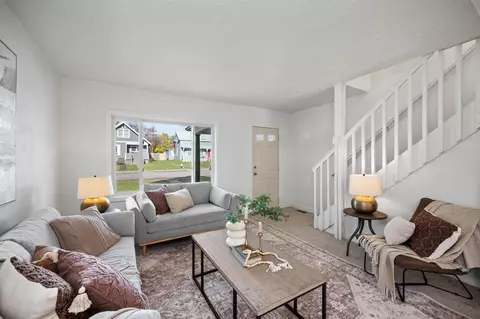 22 E Gordon St, Spokane, WA 99207 photo 4