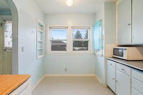 514 E Hoffman Ave, Spokane, WA 99207 photo 12