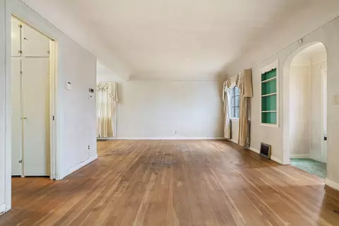 514 E Hoffman Ave, Spokane, WA 99207 photo 8