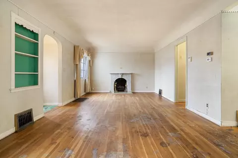 514 E Hoffman Ave, Spokane, WA 99207 photo 3