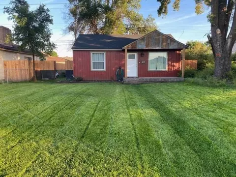 1218 E Garland Ave, Spokane, WA 99207